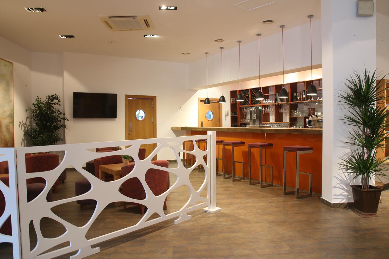 Alcaidesa Hotel ภายนอก รูปภาพ